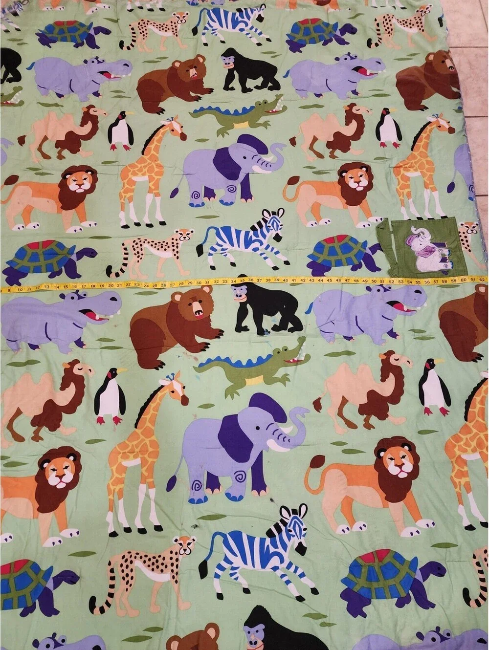 Conford Jungle Animal Childs Print Zoology 100cotton Reversible Olive Kids 63x81